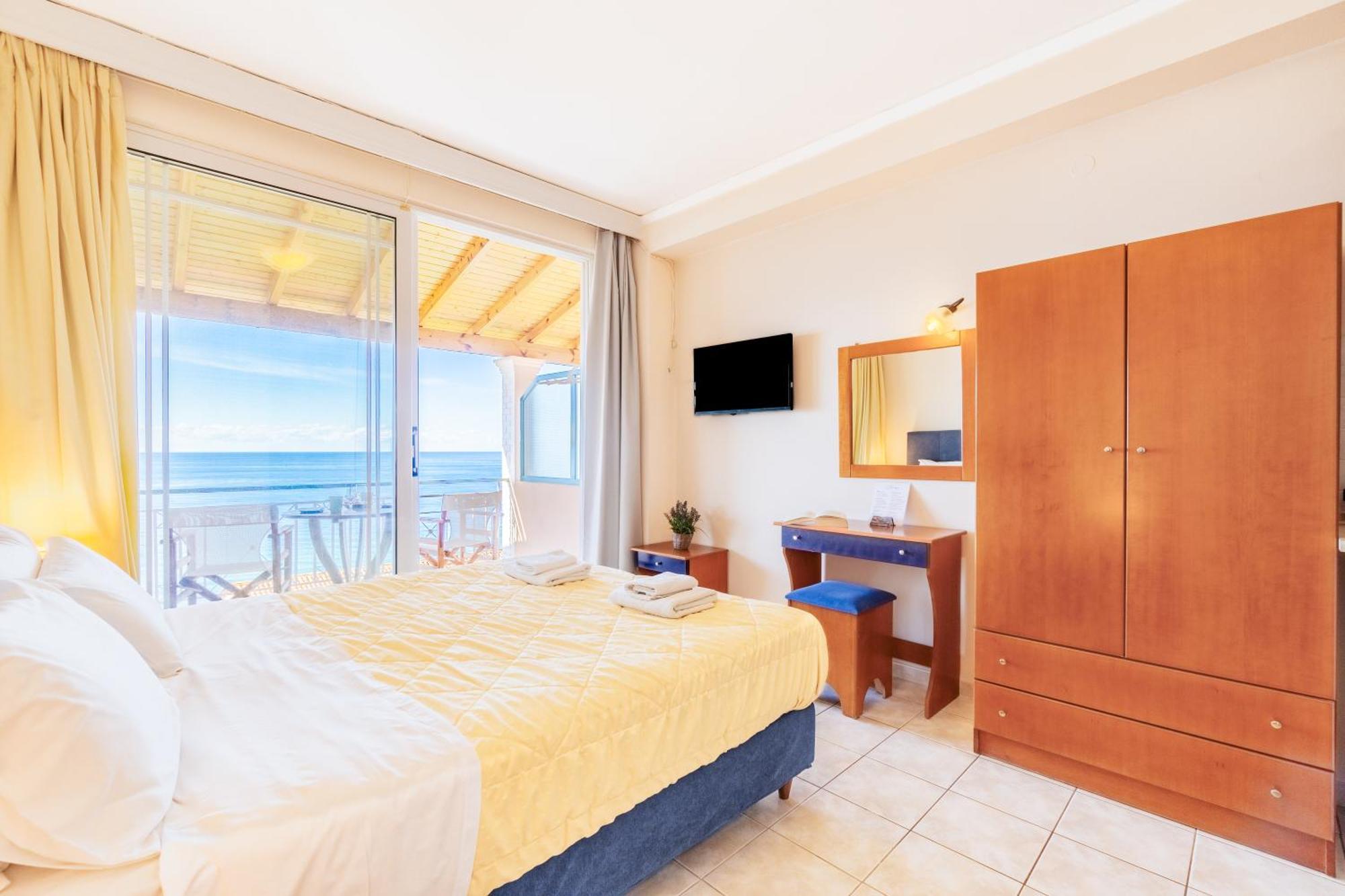 Lido Sofia Apartments Agios Gordios  Exterior photo